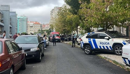 Três mortos a tiro na rua em Lisboa. Suspeitos em fuga